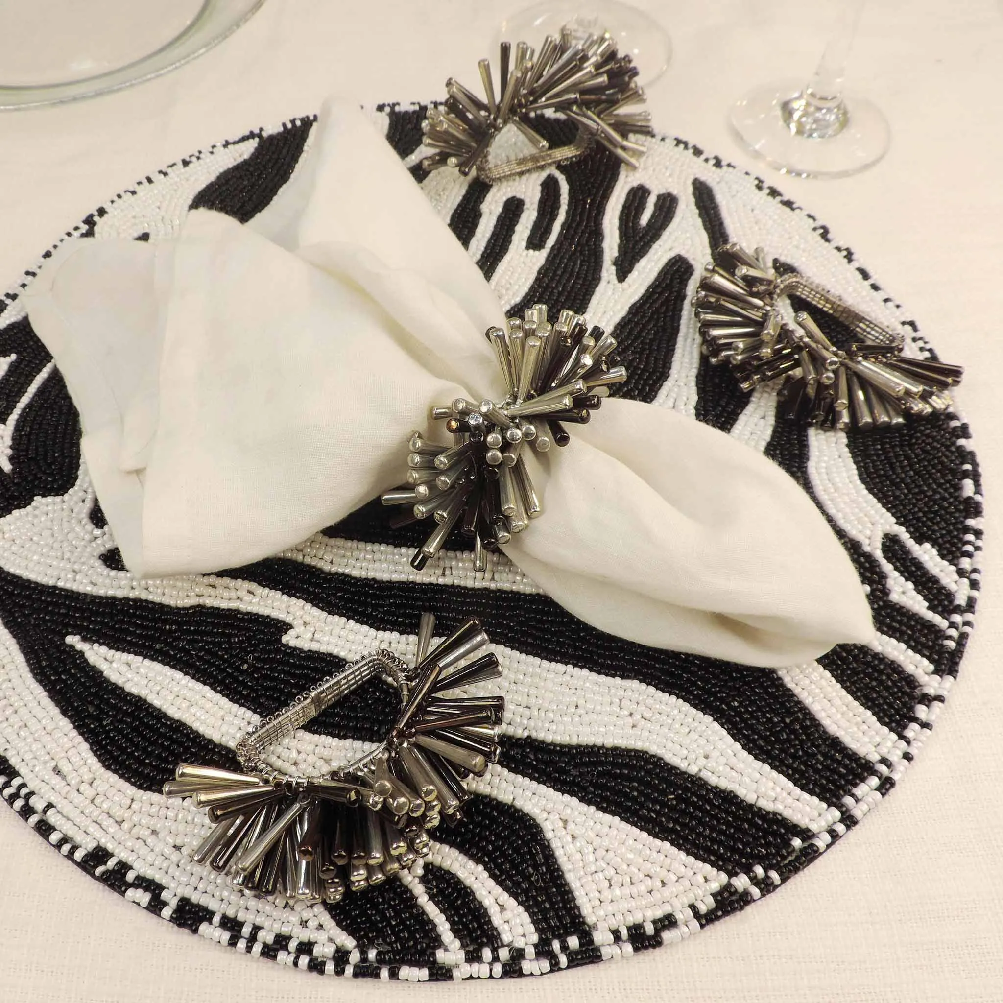 Fan-Burst Napkin Ring in Smoke & Silver, Set of 4