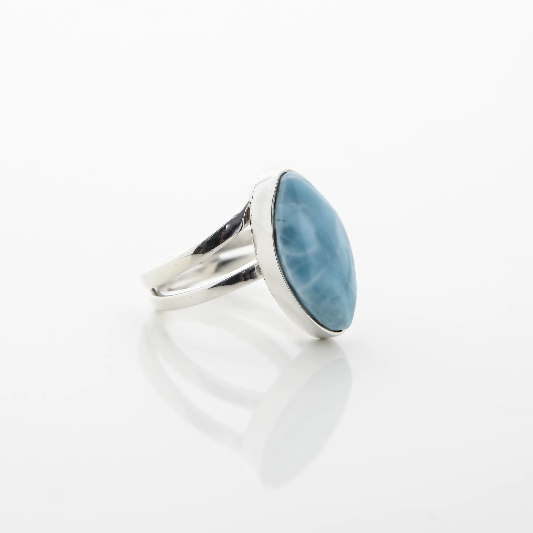 Larimar Ring Tulipán