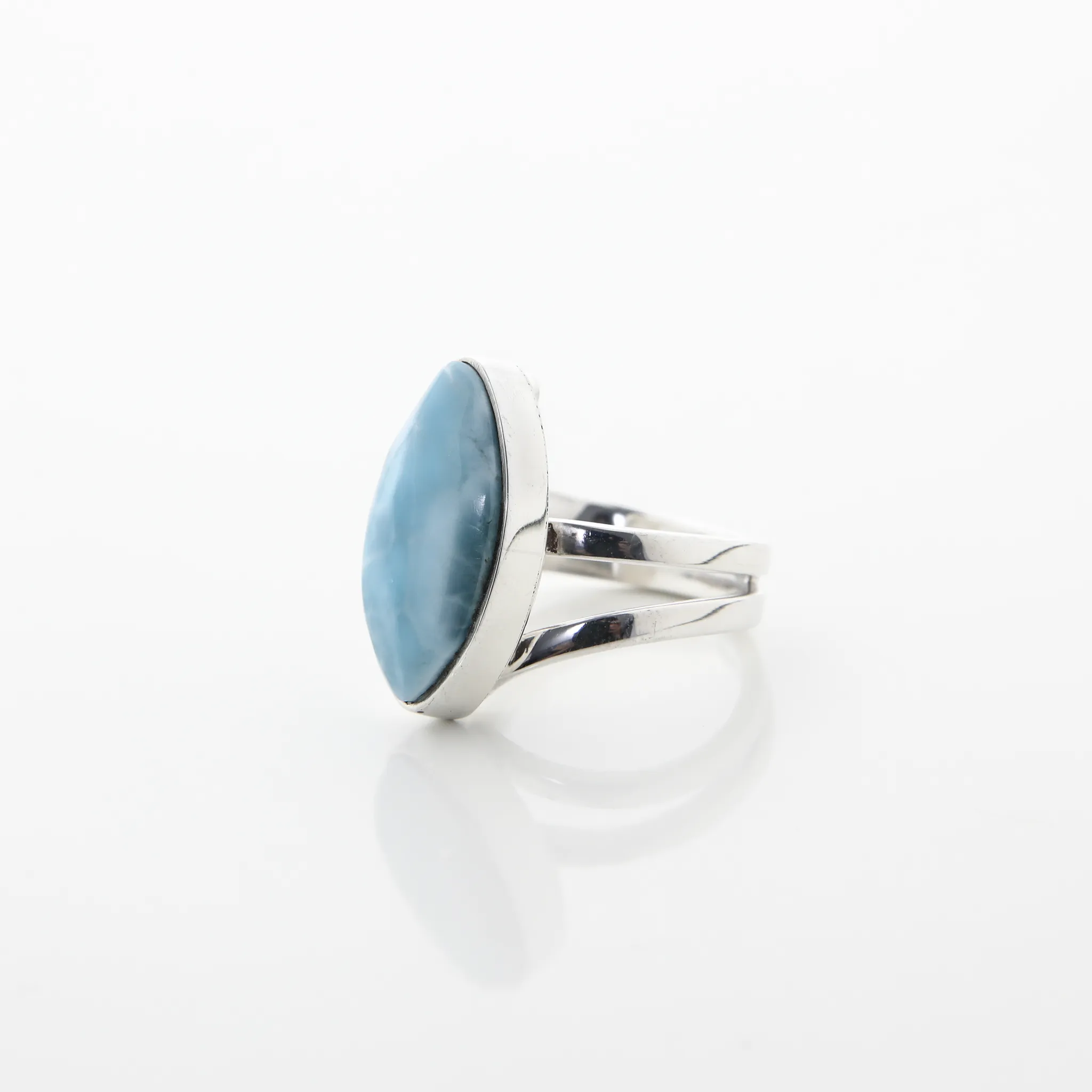 Larimar Ring Tulipán