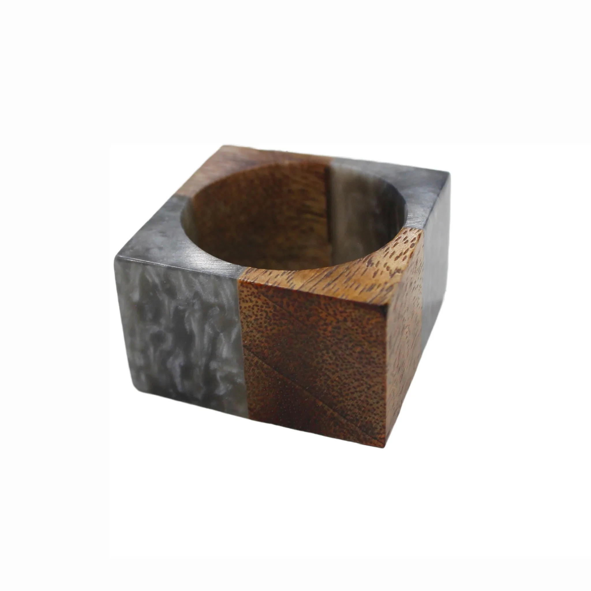 Natural Mango Wood Resin Napkin Ring in Grey, Set of 4