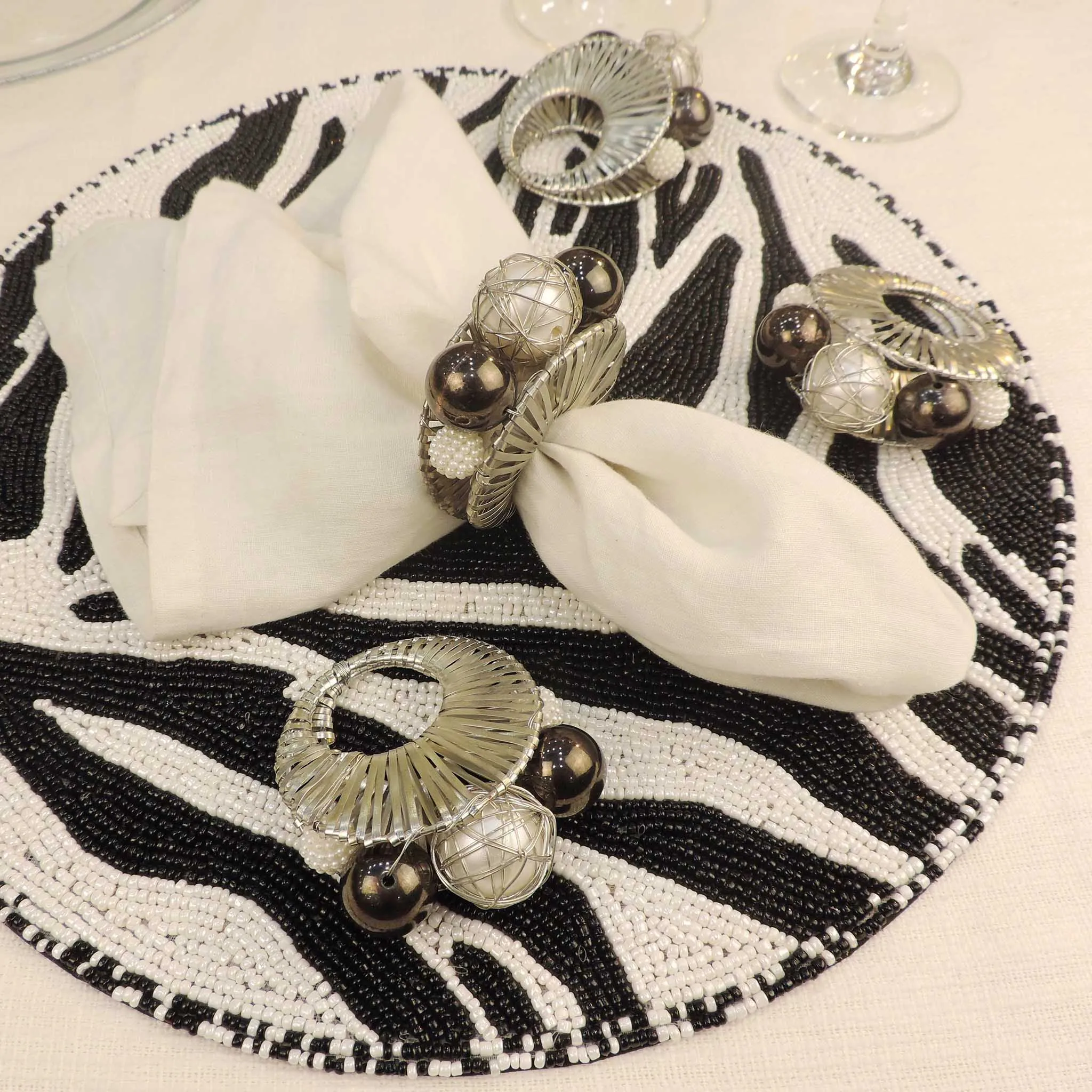 Pearl Bead Napkin Ring in Silver & Cream, Set of 4