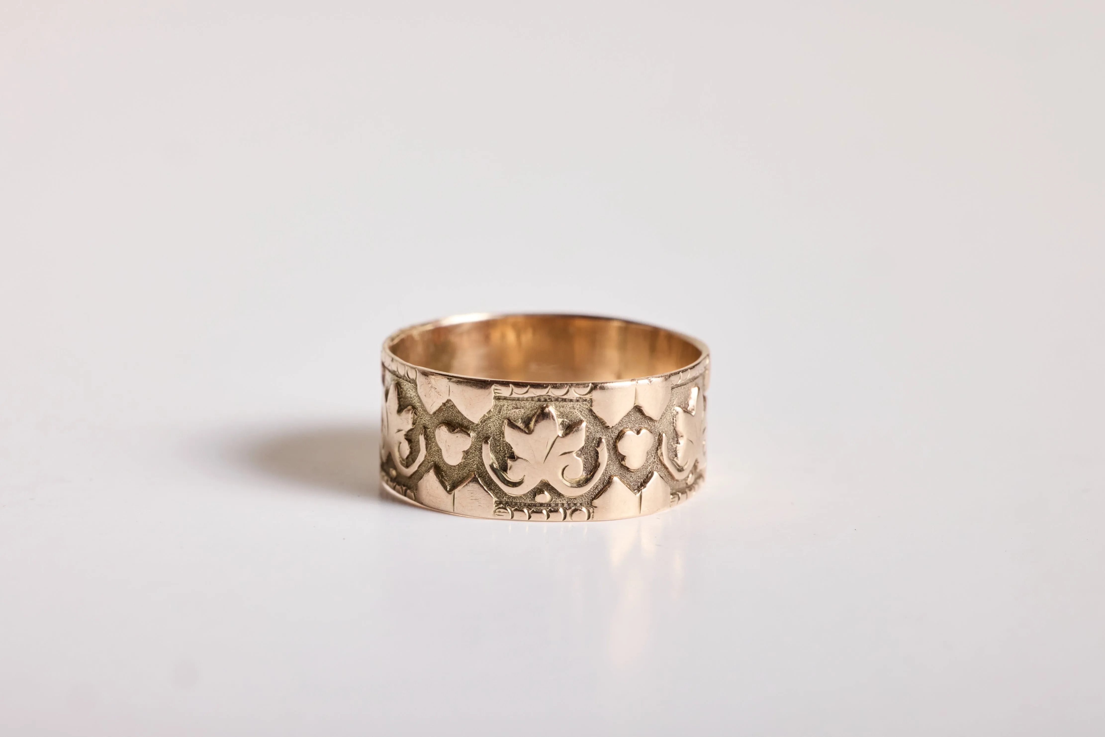 Suzanne Donegan, Victorian Etched Ring