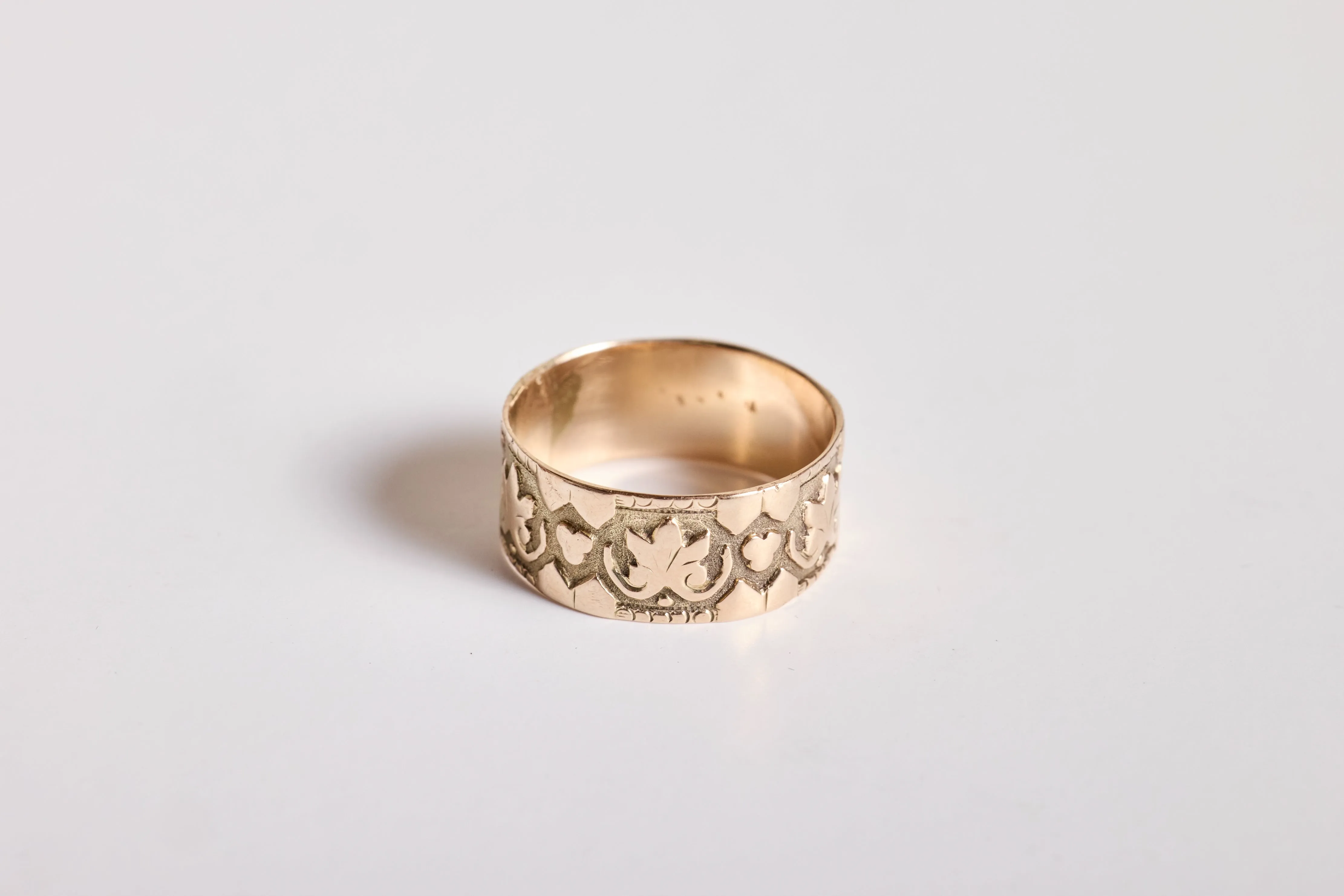 Suzanne Donegan, Victorian Etched Ring